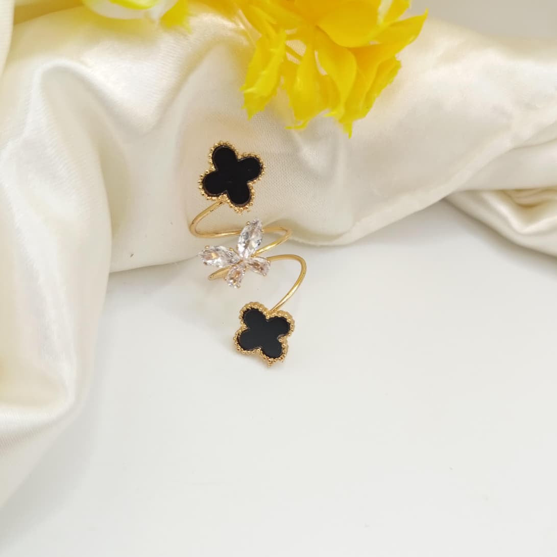 Elegant three step ring